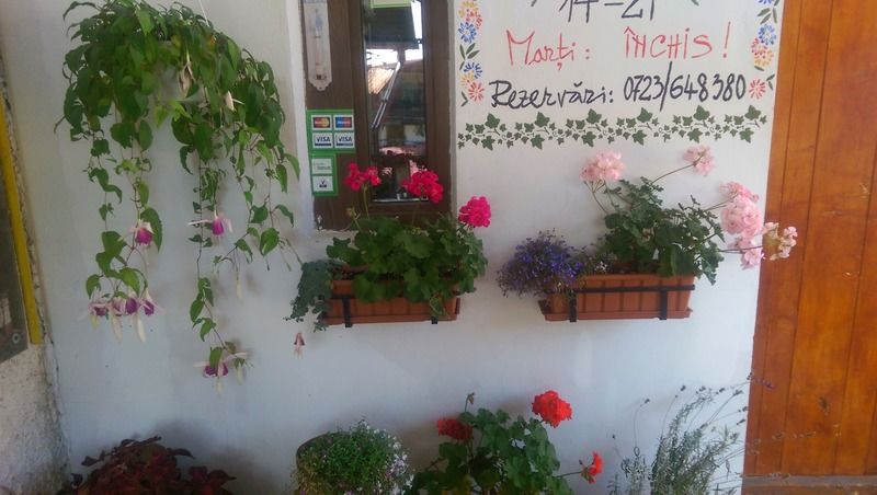 Bistro-Pension La Teleferic Синая Экстерьер фото